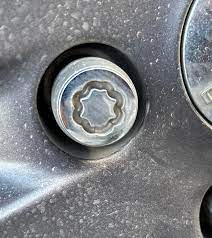 Wheel lock removal service in Miami and Broward Counties